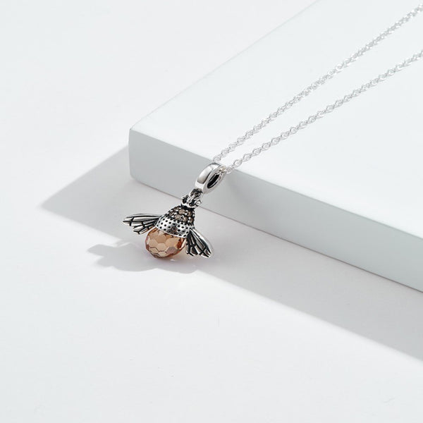 BEAUTIFUL BEE SILVER NECKLACE