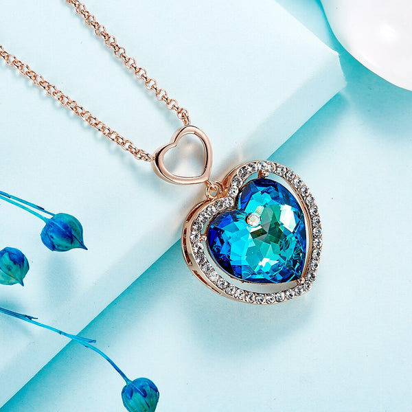 HEART OF THE OCEAN NECKLACE ROSE GOLD AND SWAROVSKI CRYSTALS